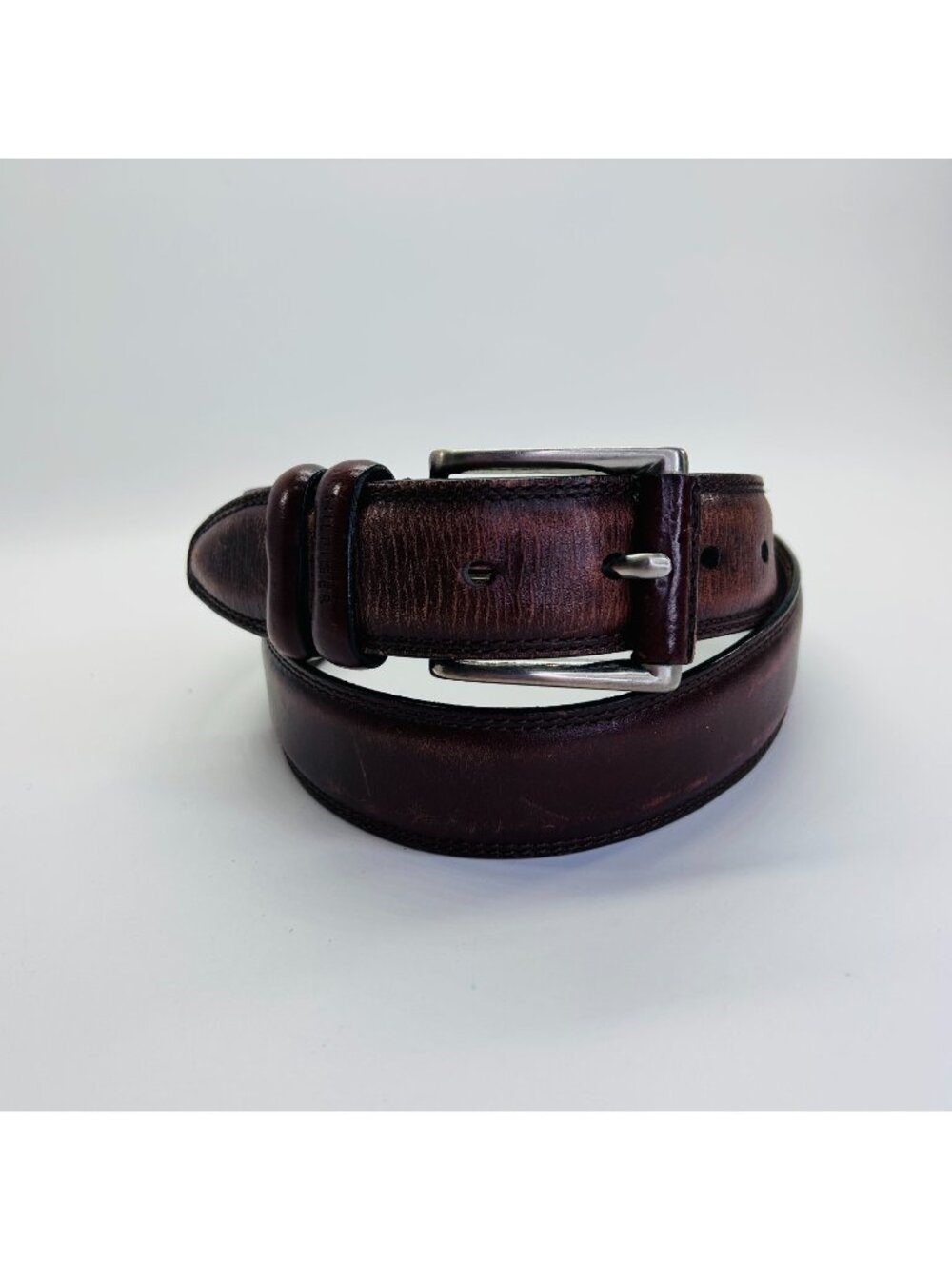 Tommy Hilfiger Mens Brown Leather Belt W/ Silver Tone Buckle Size 36